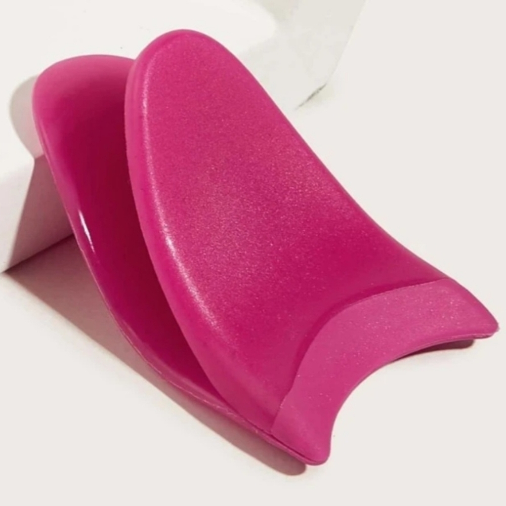 Eyelash Tweezers Enhance Your Look With The Best False Eyelash Application